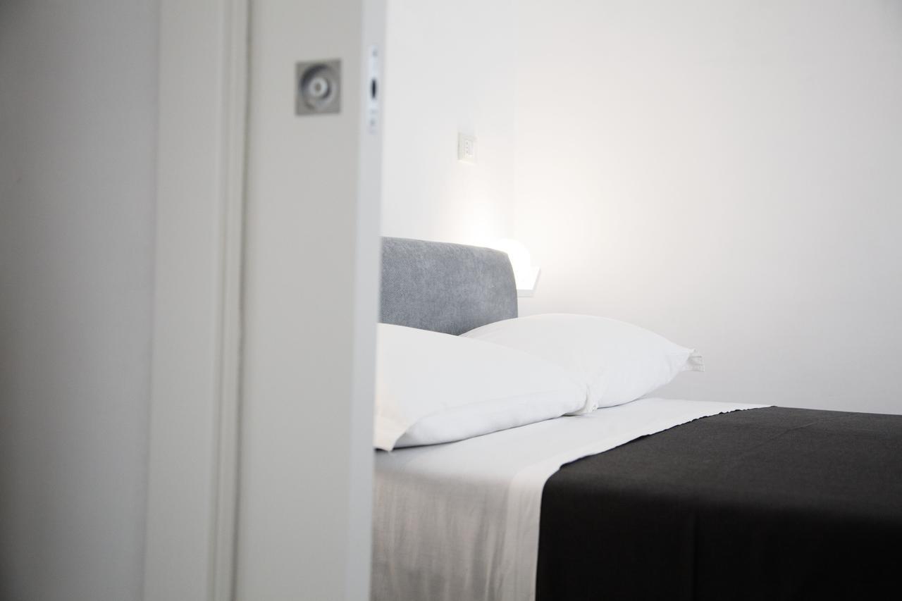 פולינאנו א מארה Tre Archi Apartment & Relais מראה חיצוני תמונה
